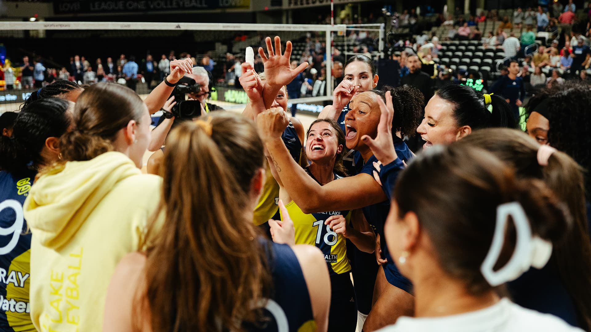 LOVB Salt Lake Sweeps Houston, Wins Golden Set Thriller to Advance to Championships